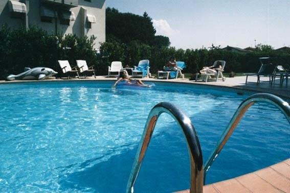 Giada Palace Apartments & Pool - Giada Palace Group 루카 외부 사진